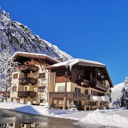 Hotel Moederle Sankt Leonhard im Pitztal Exterior photo