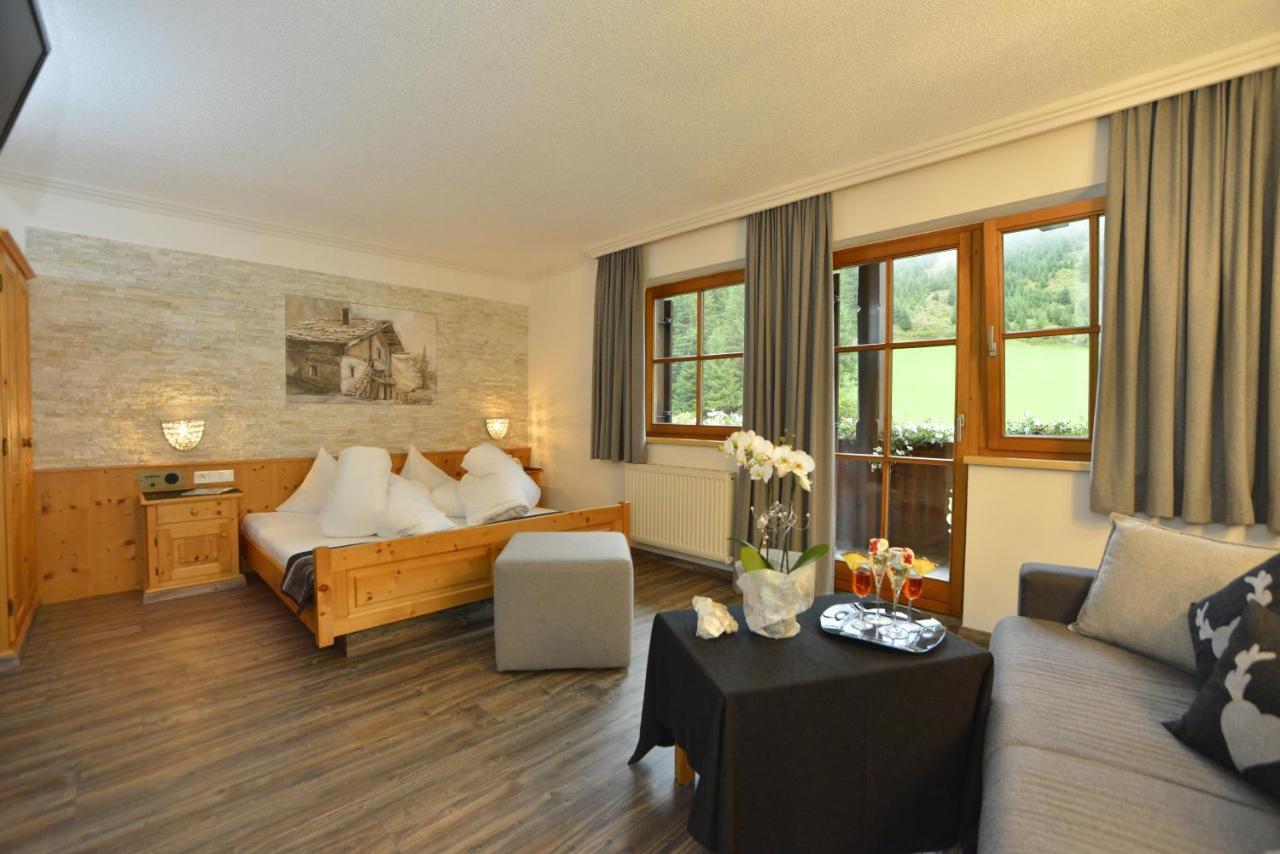 Hotel Moederle Sankt Leonhard im Pitztal Room photo